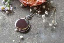 Load image into Gallery viewer, Locket